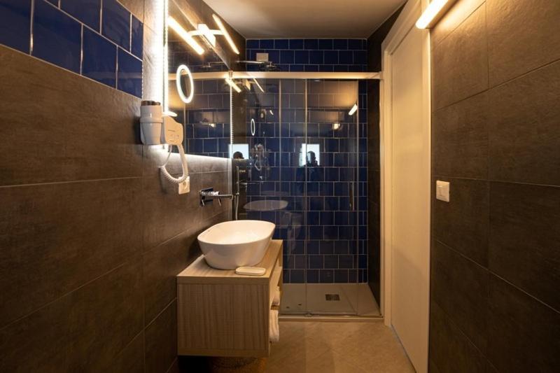 Hotel La Sorgente Hs Πέστουμ Εξωτερικό φωτογραφία