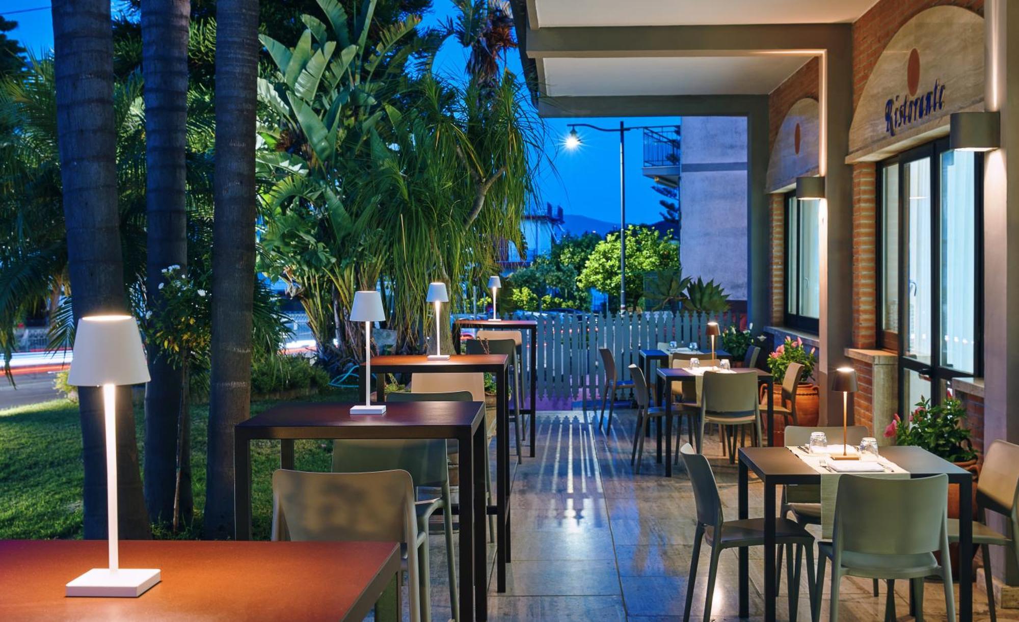 Hotel La Sorgente Hs Πέστουμ Εξωτερικό φωτογραφία