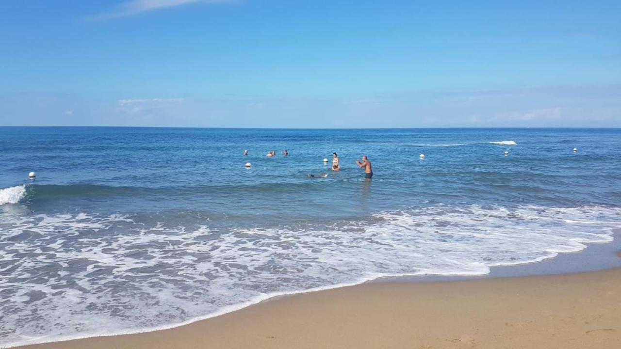 Hotel La Sorgente Hs Πέστουμ Εξωτερικό φωτογραφία
